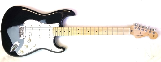 FENDER PLAYER STRATOCASTER BLACK MAPLE NECK